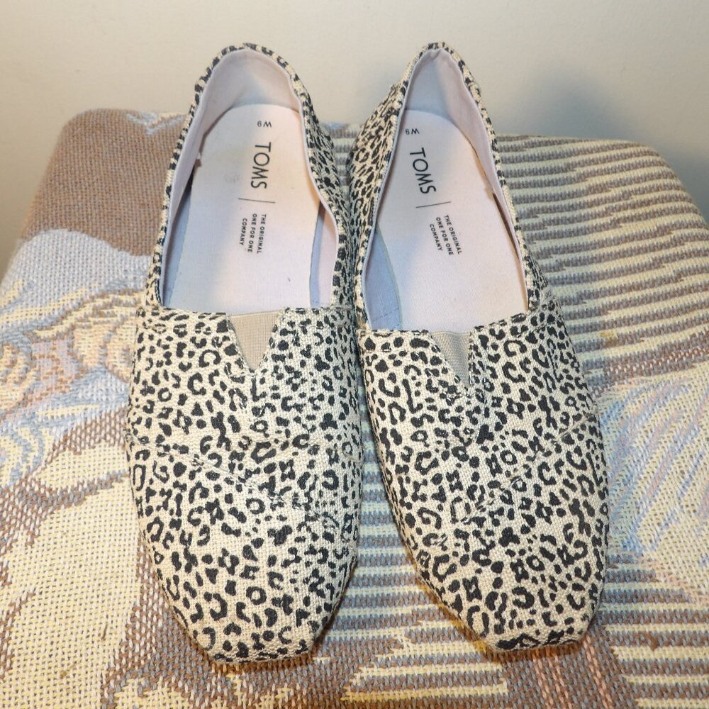 Toms Animal Print Lightweight Loafer Sz 9 Cheetah Leopard